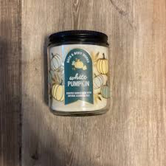 NWT Bath & Body Works WHITE PUMPKIN Single Wick Candle 7 oz. - Picture 2 of 3
